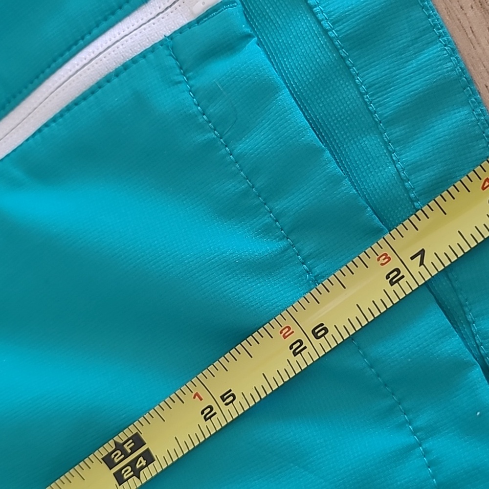 The North Face Teal Jacket - Picture 9 of 9